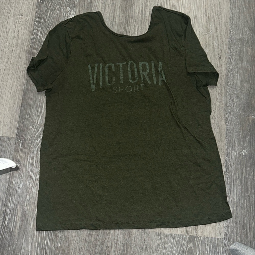Victoria Sport Work out shirt